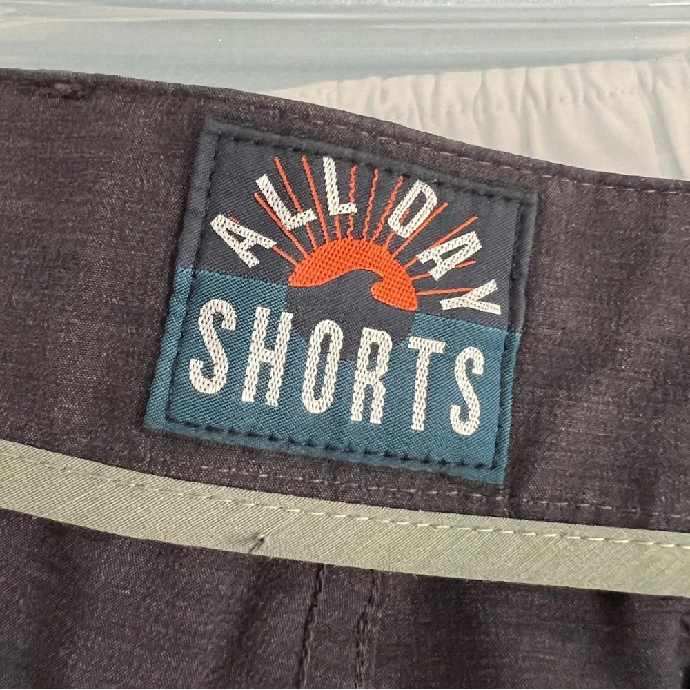 Faherty All Day Shorts Men’s 34 NWOT